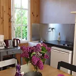 Au Bord De La *